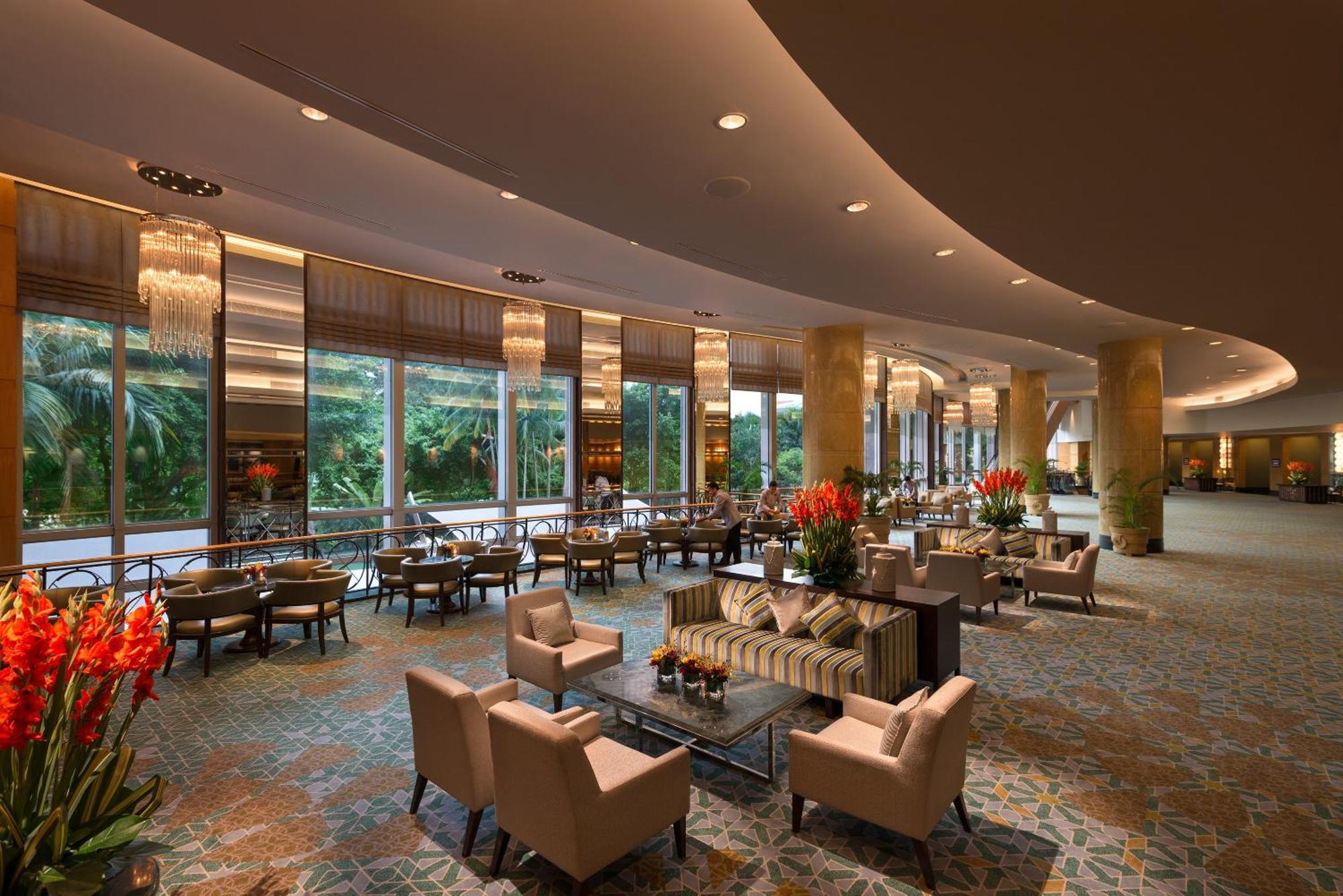 Mandarin Oriental, Hotel